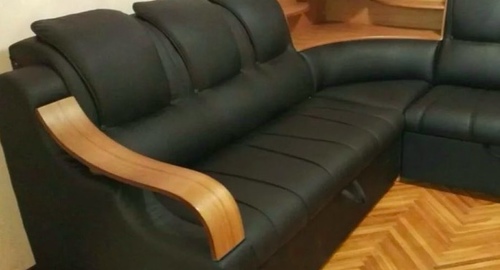 Перетяжка кожаного дивана. ЮАО Москвы